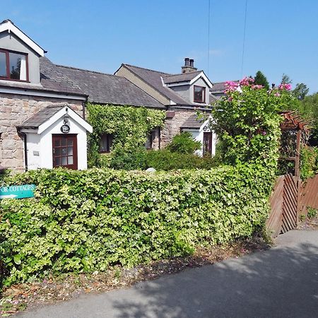 Oakleigh Cottage Llangelynin  Екстер'єр фото