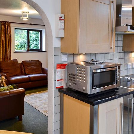 Oakleigh Cottage Llangelynin  Екстер'єр фото